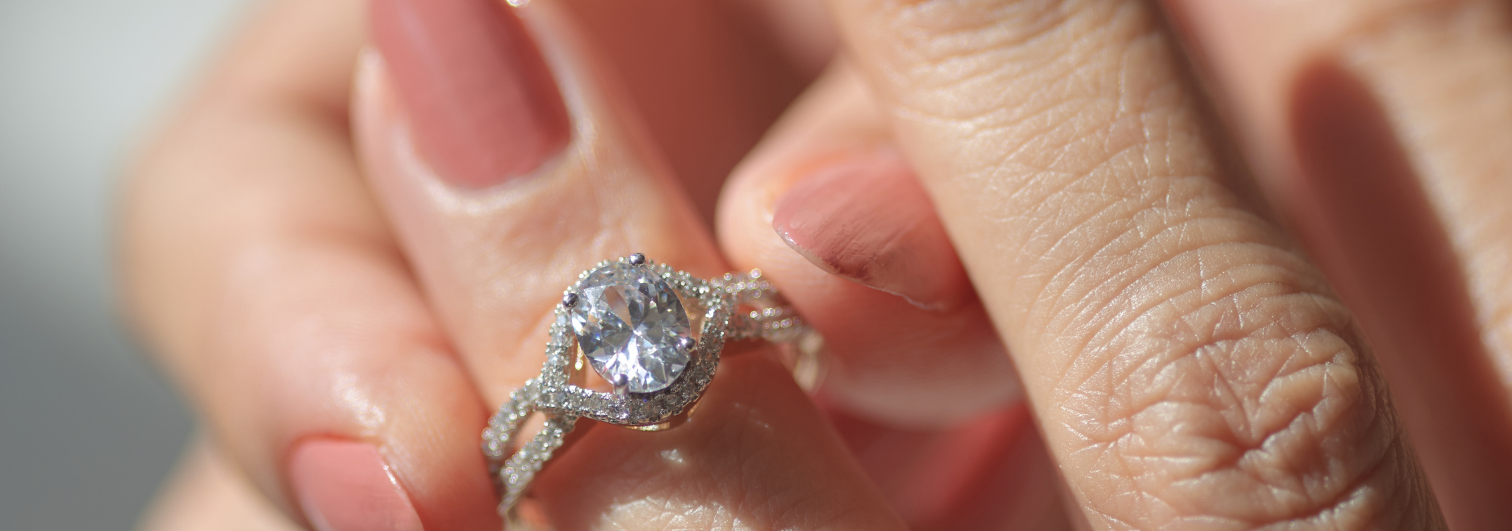 NATURAL DIAMONDS VS MAN – MADE DIAMONDS