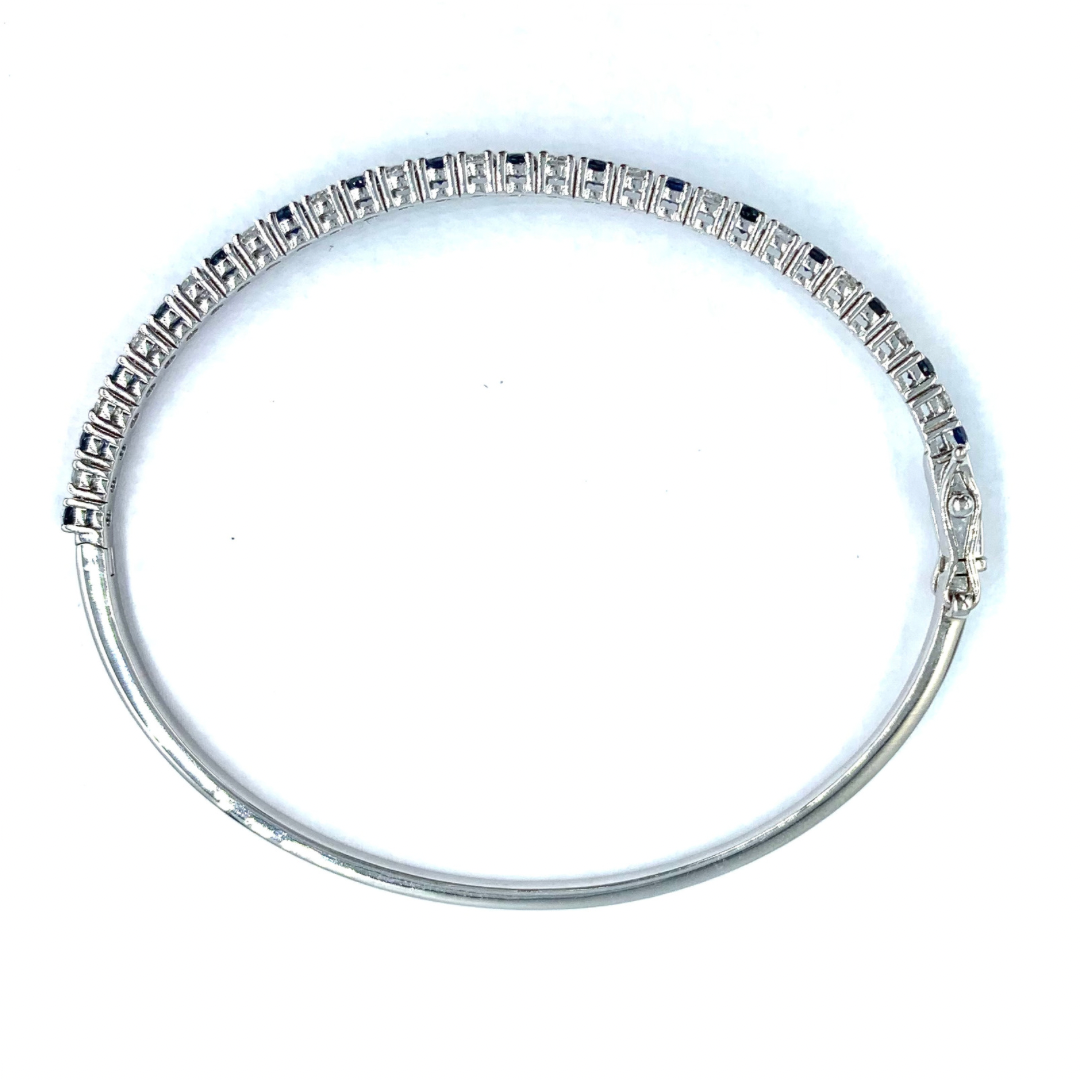 Купить Браслет с синим сапфиром и бриллиантами для женщин
