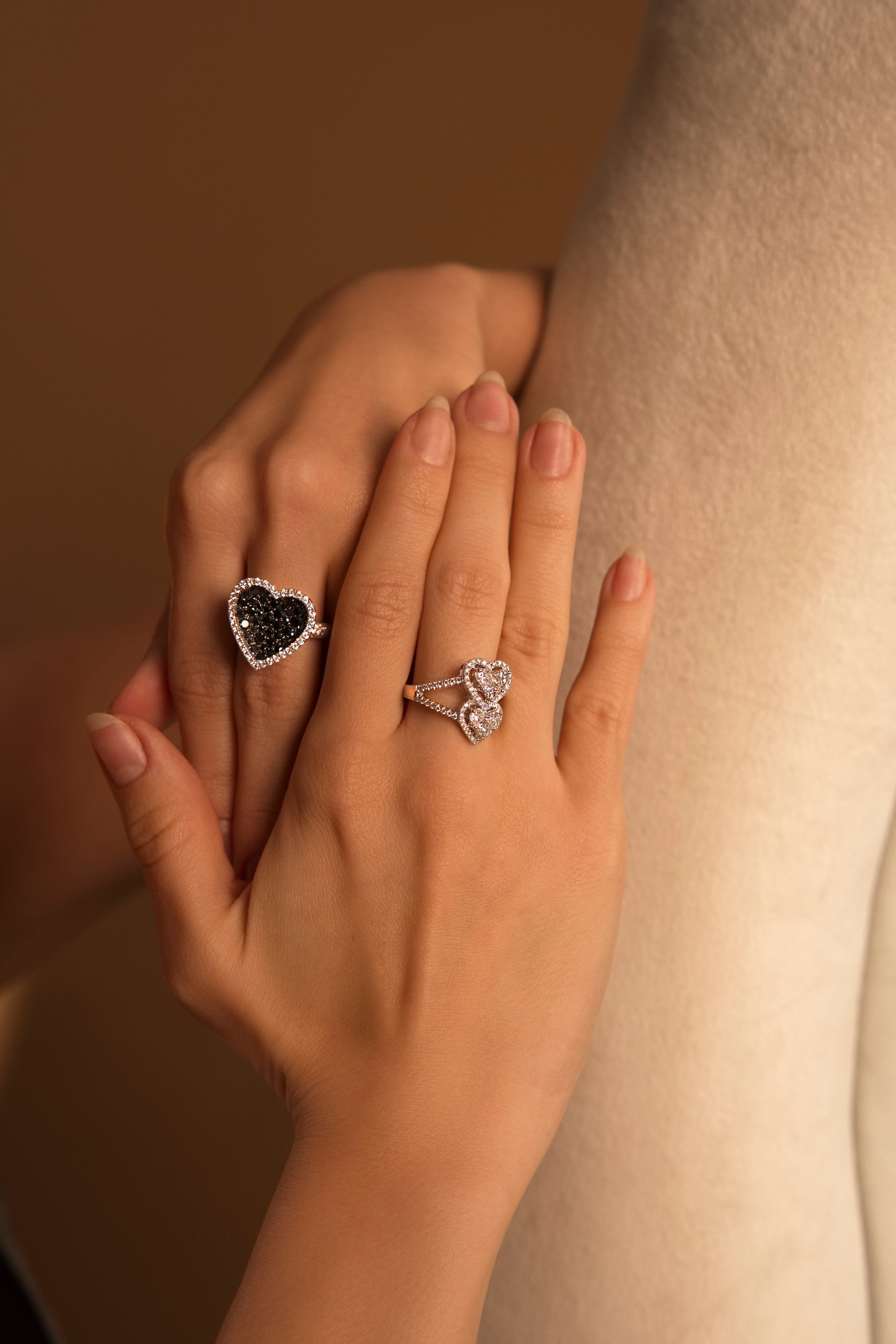 18K White Gold Double Heart Diamond Ring