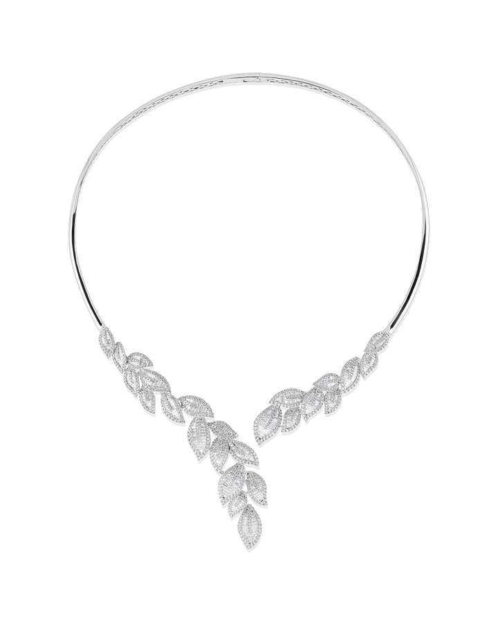 brilliant cut diamond leaf necklace, baguette and round diamond choker, exclusive diamond necklace design, minimal yet luxurious leaf necklace, feminine diamond neckpiece, artistic diamond necklace craftsmanship