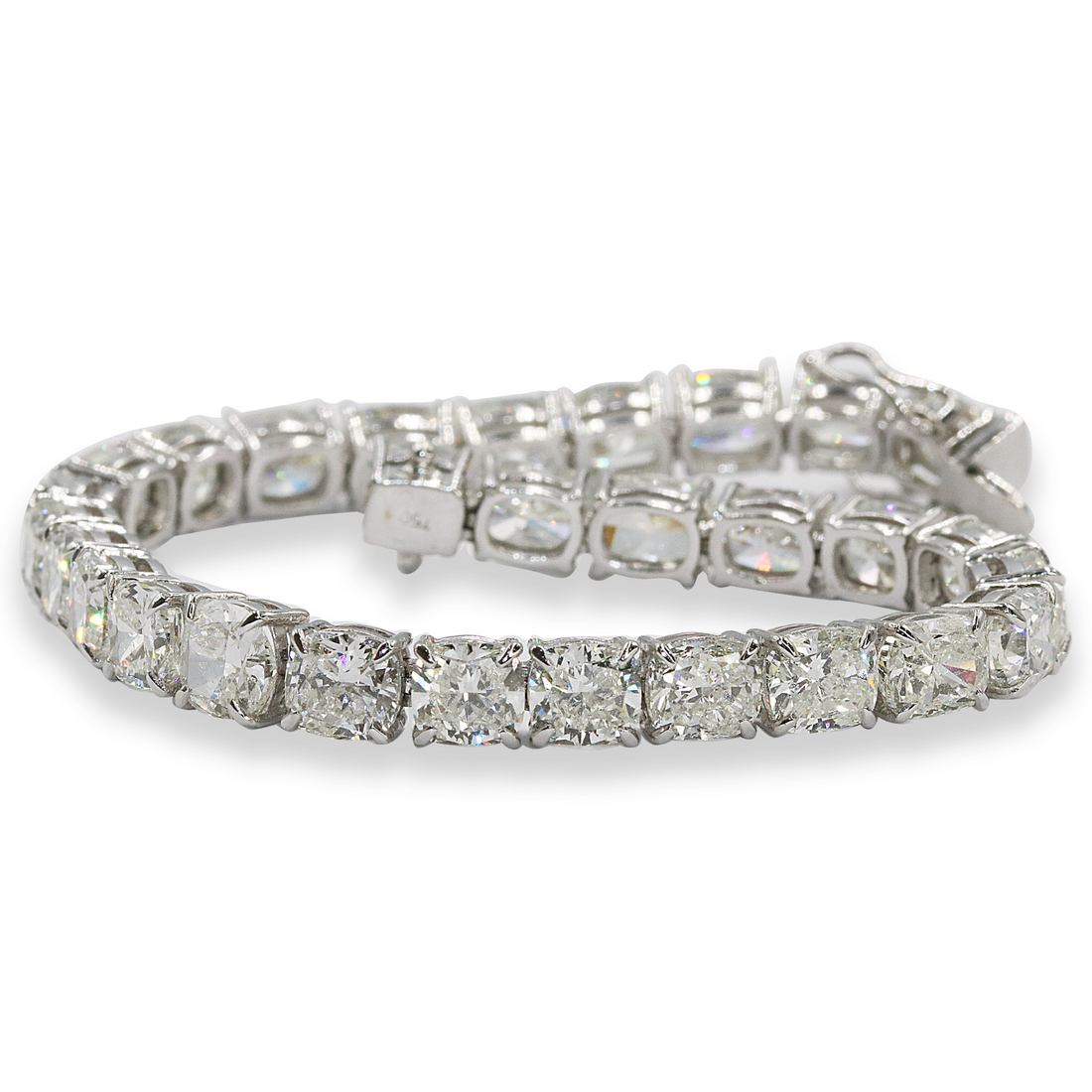 Buy a cushion solitaire tennis bracelet for women – elegant and timeless jewelry.