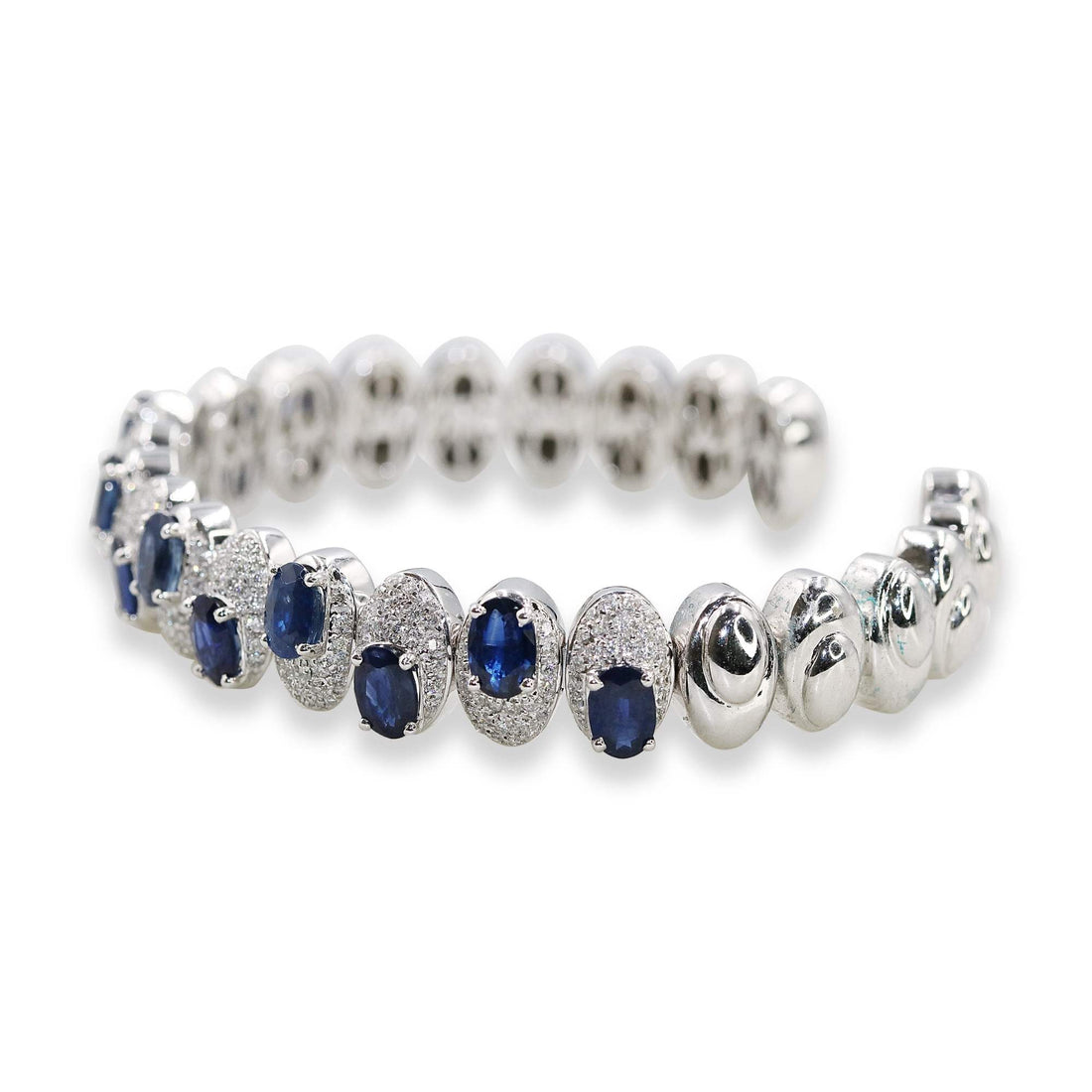 Diamond and sapphire bangle for women – crafted with precision and style at EVA GEMS Dubai.